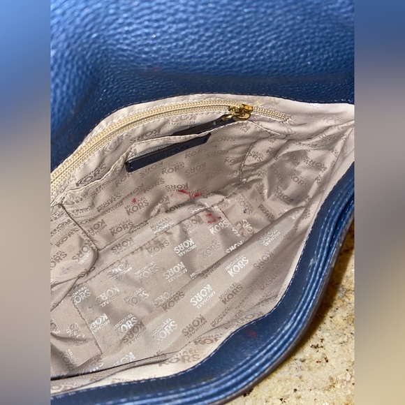 MICHAEL KORS DESIGNER HANDBAG IN GREAT CONDITION - Picture 7 of 7